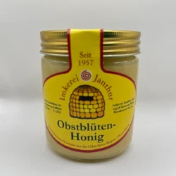 Glas Obstblütenhonig der Imkerei Janthur, Produktfoto vor weißem Hintergrund
